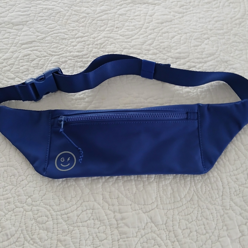Hollister Gilly Hicks NWOT Belt Bag, Vivid Blue